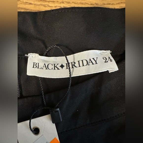 Black Friday size 24 - Picture 2 of 3